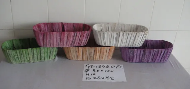 Water hyacinth basket