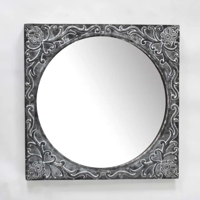 Iron Mirror of Hanging Wall
