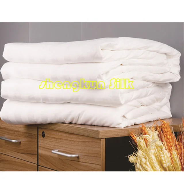 OEM High Quality Jacquard Cotton Shell Pure silk filled Quilt / Fashion Duvet
