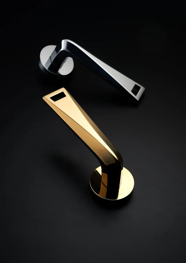 Zinc door handle