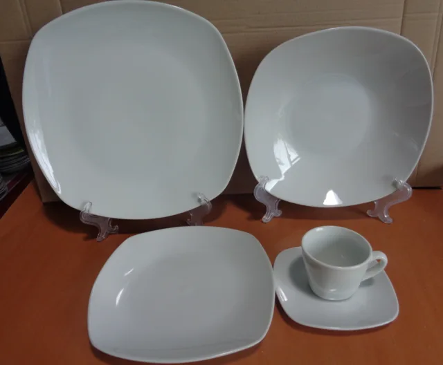 Porcelain Set