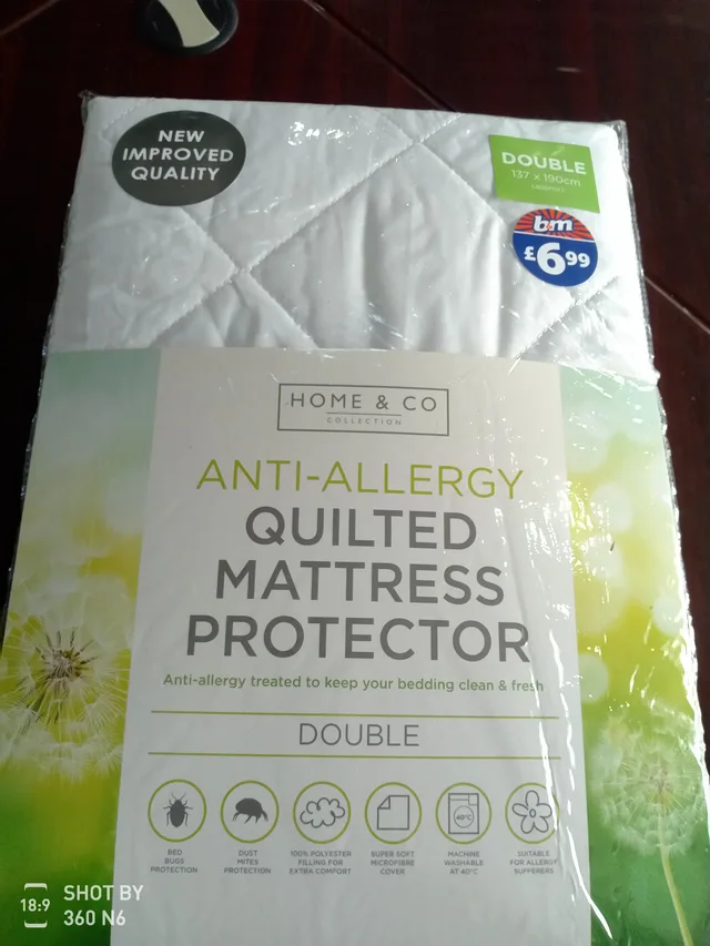 Mattress protector