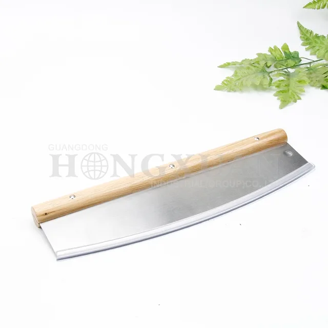 Pizza cutter with wooden handle