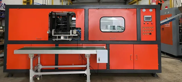 SE-4(6) Full Automatic Bottle Blowing Machine