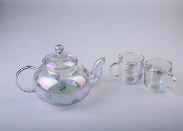 Glass teapot and cups