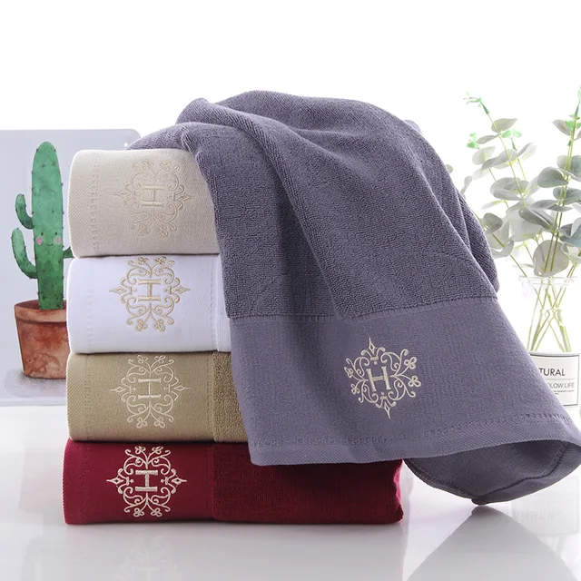 High Quality Solid Color Cotton Dobby Bath Towel With Customize Embroidery Logo
