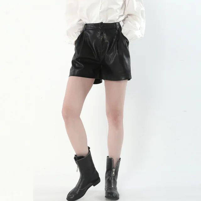 Ladies shorts