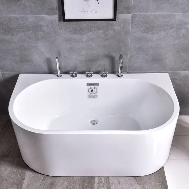 Free standing bathtub