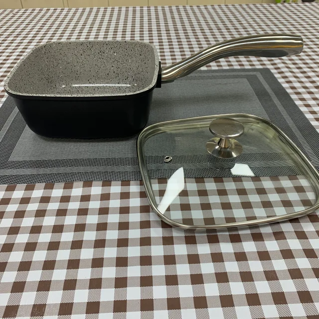 Square sauce pan