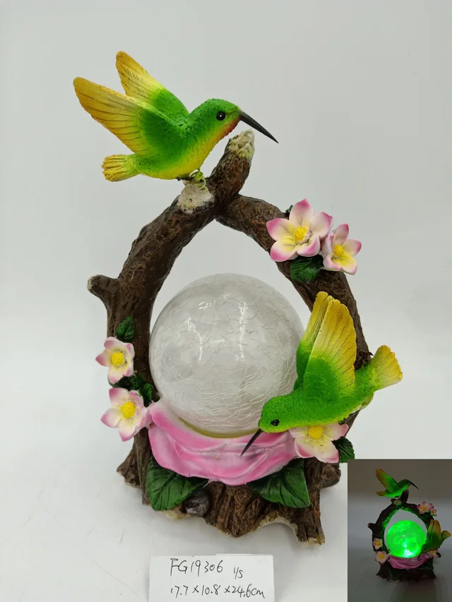 Solar garden polyresin decor