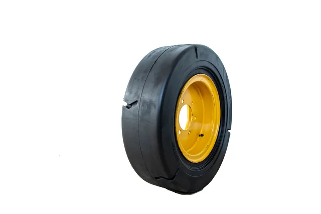 Solid skid steer loader tire