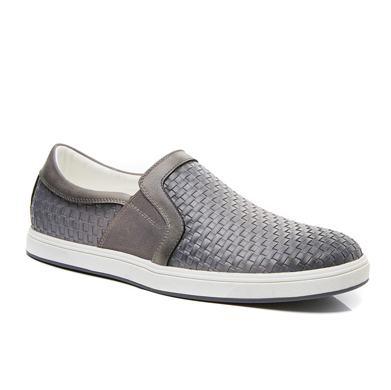 New casual men's shoes