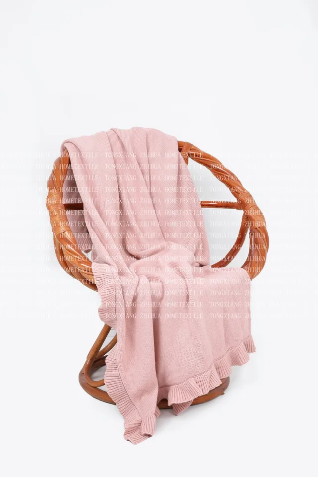 Knitting throw