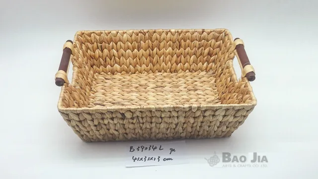Set of 4 rectangular water hyacinth and wire basket with wood handles