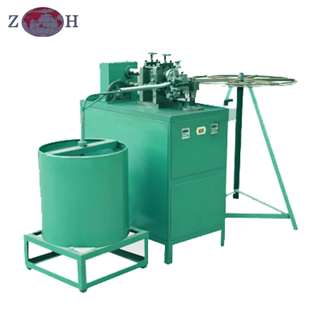 Flexible hose making machine