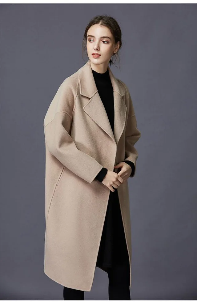 Ladie's coat