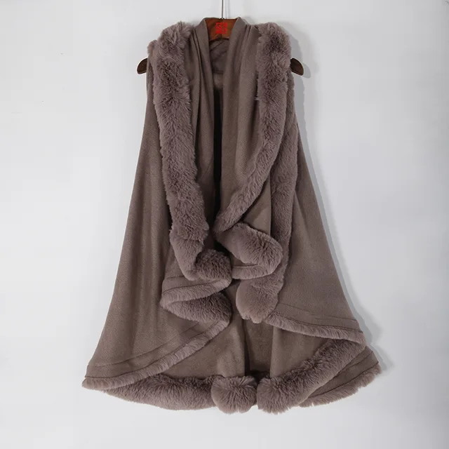 Ladies' shawl