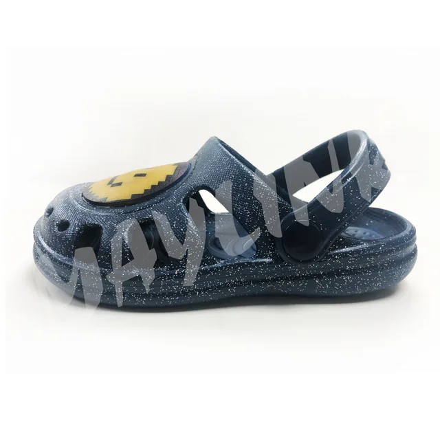 Kid's garden shoe 127
