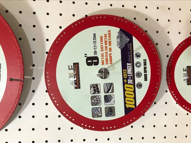 Brazed dimond metal cutting blade