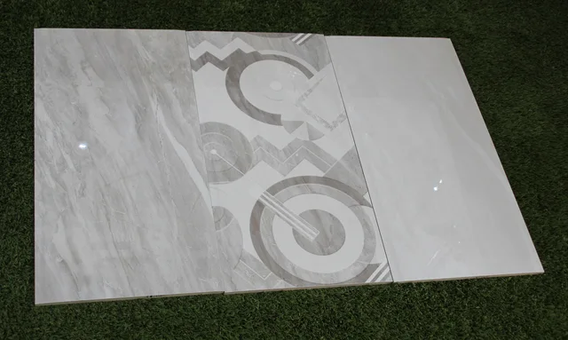 Wall tile