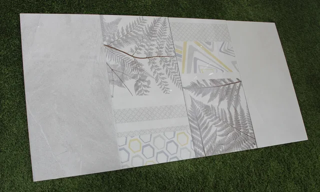 Wall tile