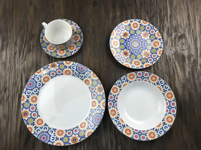 Porcelain Dinner Set
