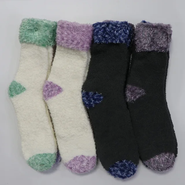 Lady’s cozy crew socks