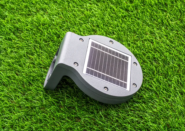 Solar wall lights