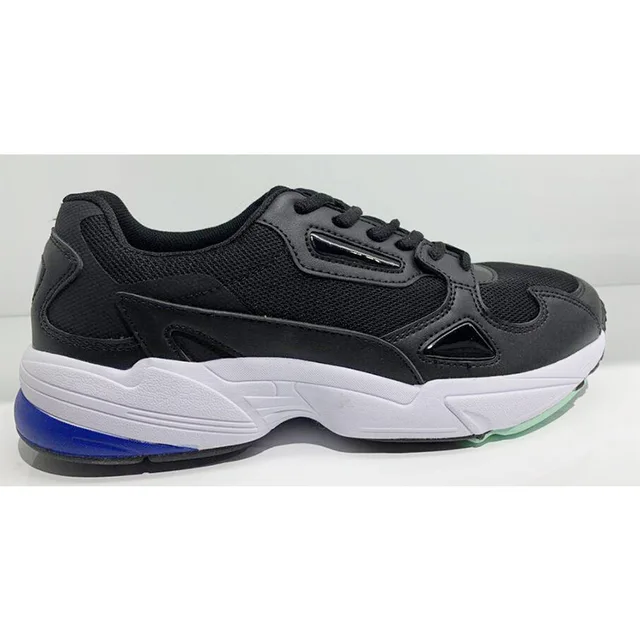 Men's casual shoes