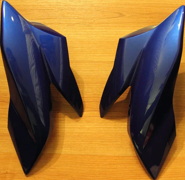 Motorcycle side cover of head light cover