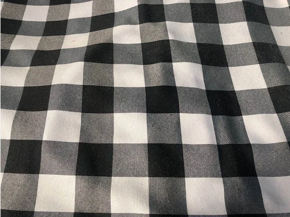 Yarn dyed poly cotton table cloth