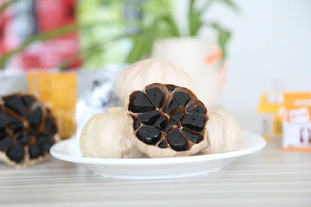 Multiple Clove Black Garlic