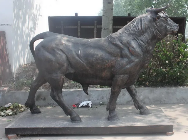 Cast iron bull