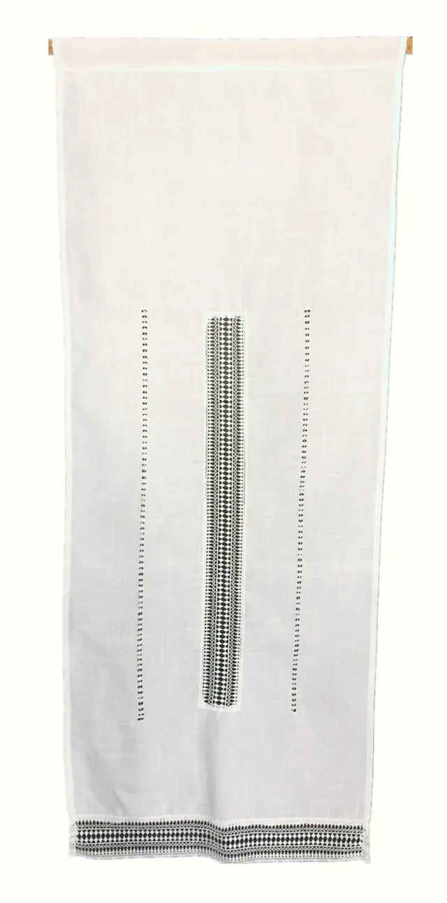 Curtain With Lace & Drawwork