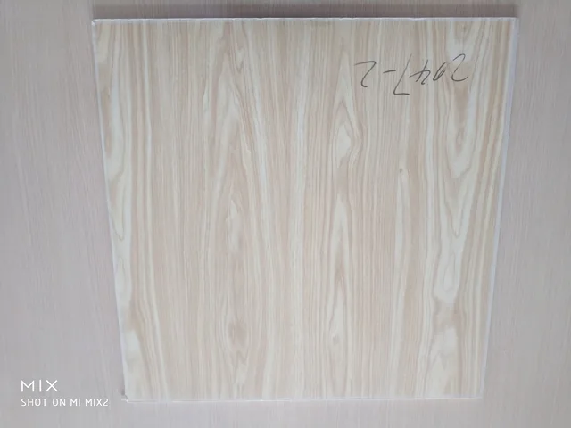 Ceiling tiles