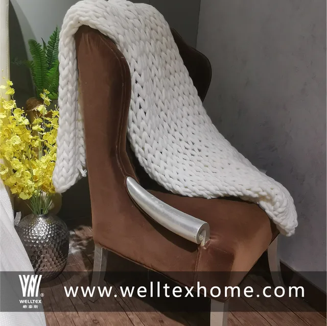 Knitted blanket