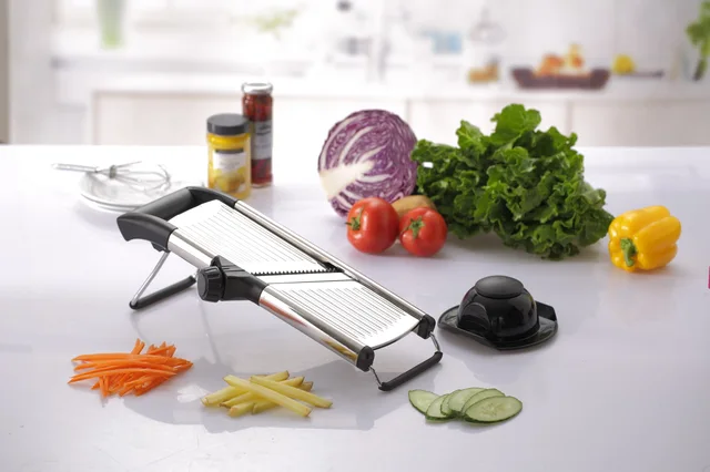 Multi-functional stainess steel grater