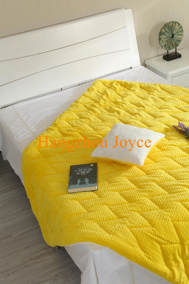 Warm&Hug blanket