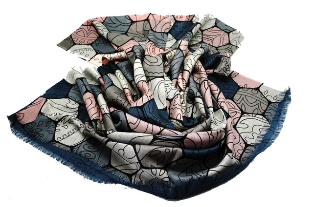 Wool Geometric Pattern Shawl