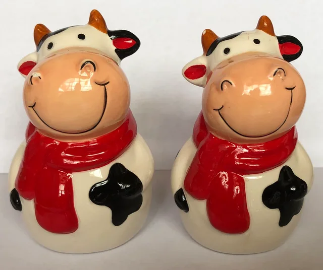 Salt & Pepper Shakers