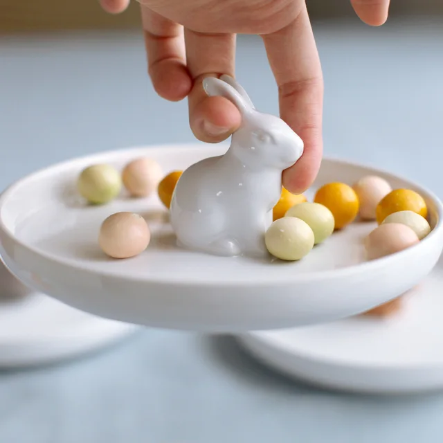 Animal servingplate for nuts and candy