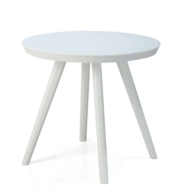Plastic table