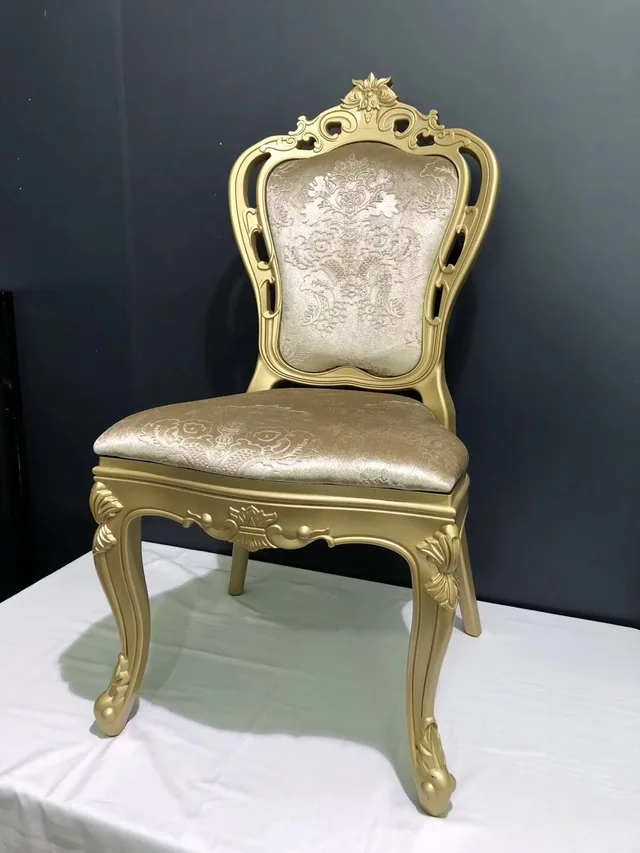 Plastic luis II chair