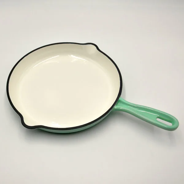 Cast iron enamel skillet