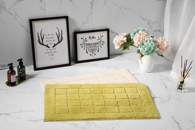 Solid Color Loop Pile Soft Fluffy Microfiber Bath Mat