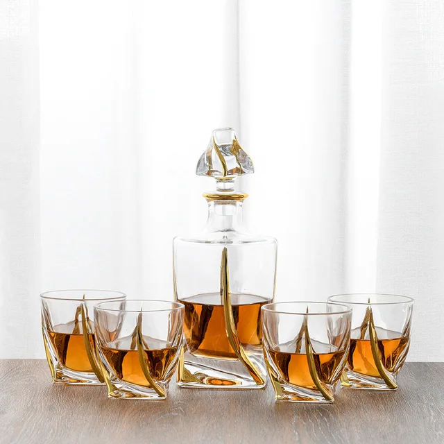 Whiskey glass set