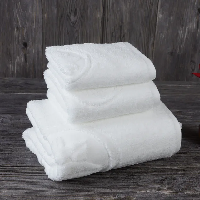 Cheap Custom Jacquard 100% Cotton Hotel Towel