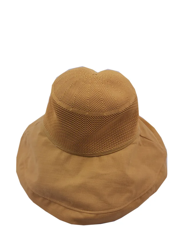 Bucket hat