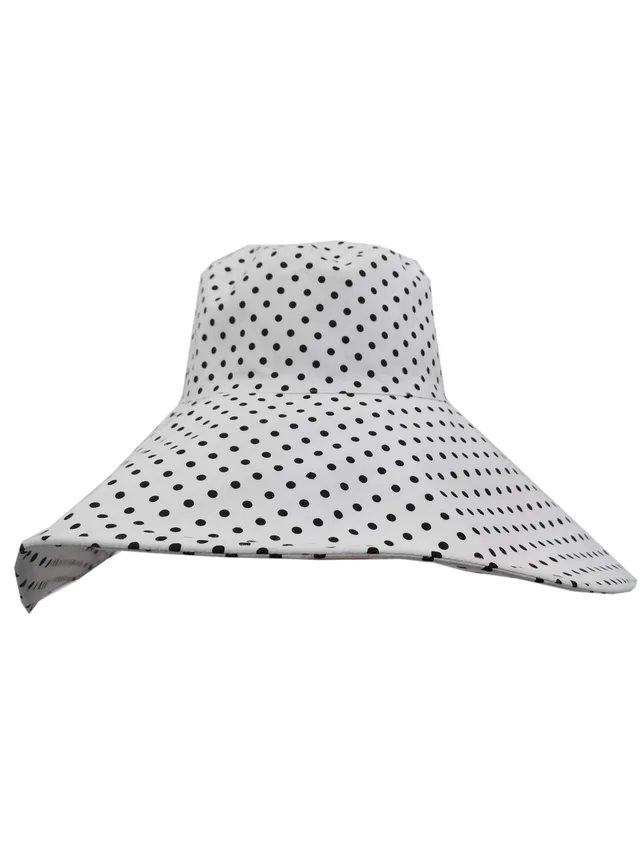 Wide brim bucket hat