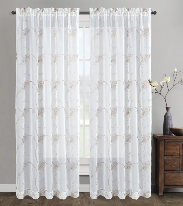 Embroidery curtain